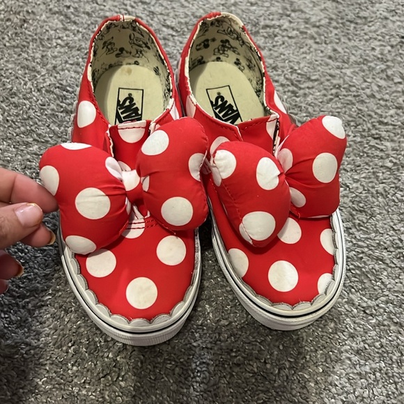 Disney kids vans - Picture 6 of 8
